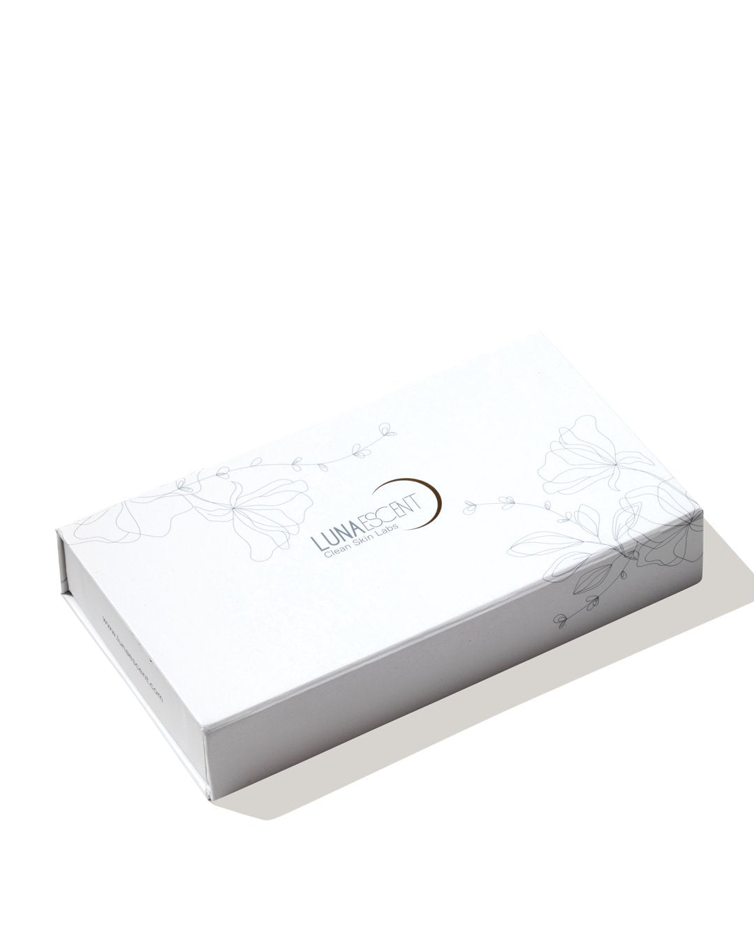 LUNAESCENT Deluxe Gift Set by LUNAESCENT